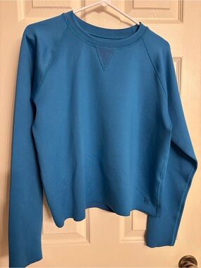 Albion Teal Crewneck Pullover - Barely Worn